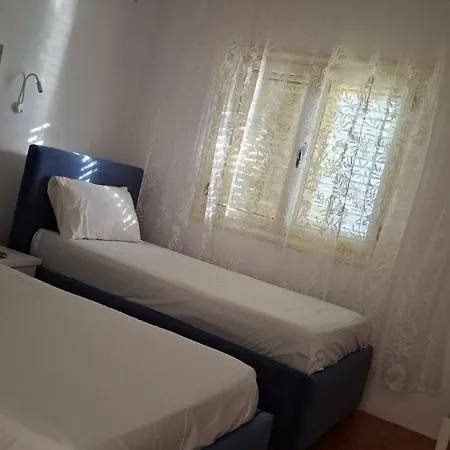 Holiday home Casa Hitaj *