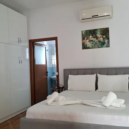 בית נופש Casa Hitaj Vlorë